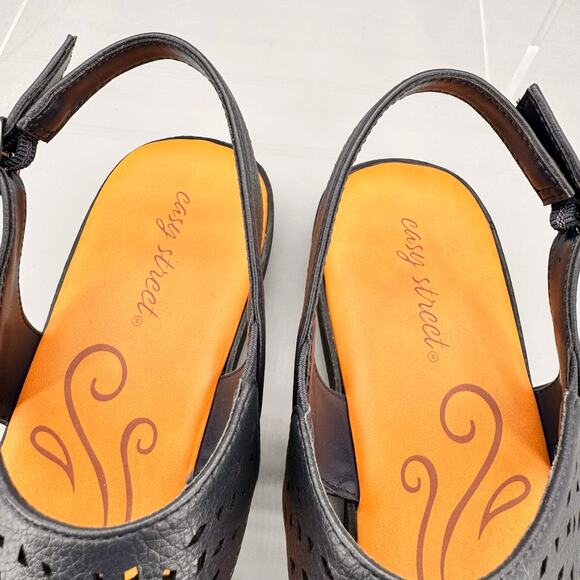 NEW Easy Street Women Bolt Decorative Cutout Flat Sandal Dark Navy Size 7M - Picture 6 of 10